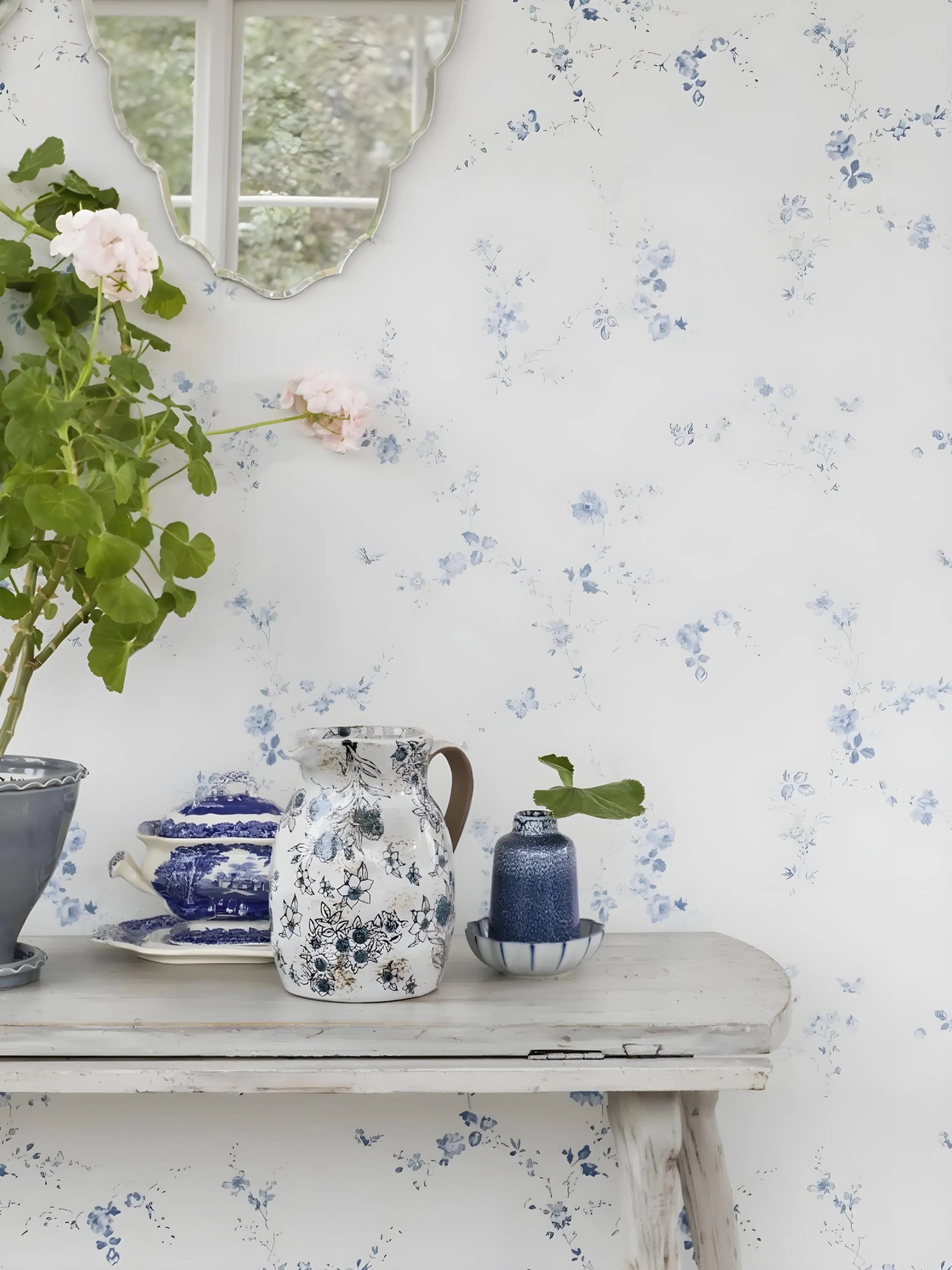 Papel de Parede Floral Elegante – Design Clássico com Flores Vibrantes