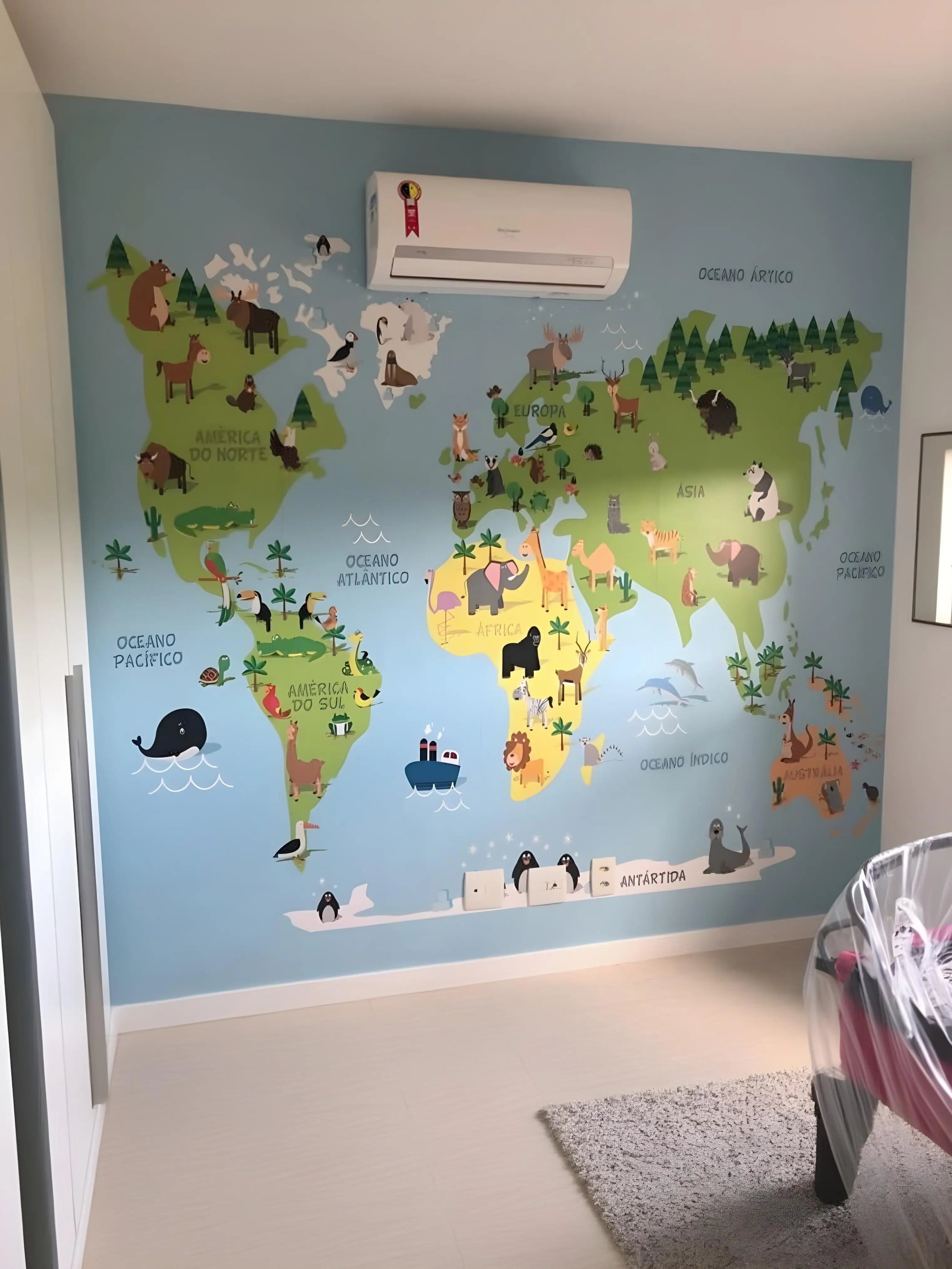Papel de Parede Mapa Mundi Animais